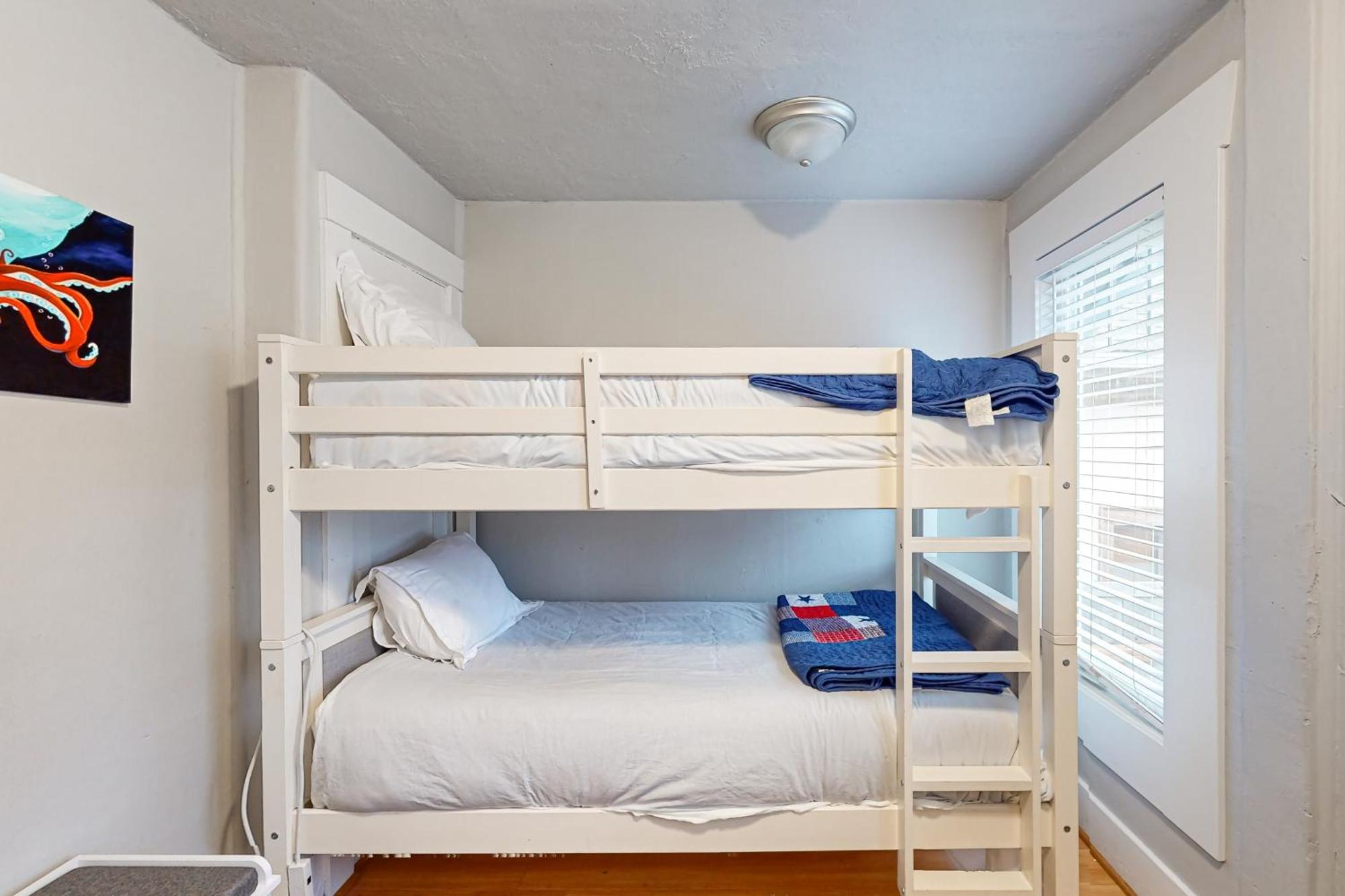 West Bremerton Cozy Home エクステリア 写真